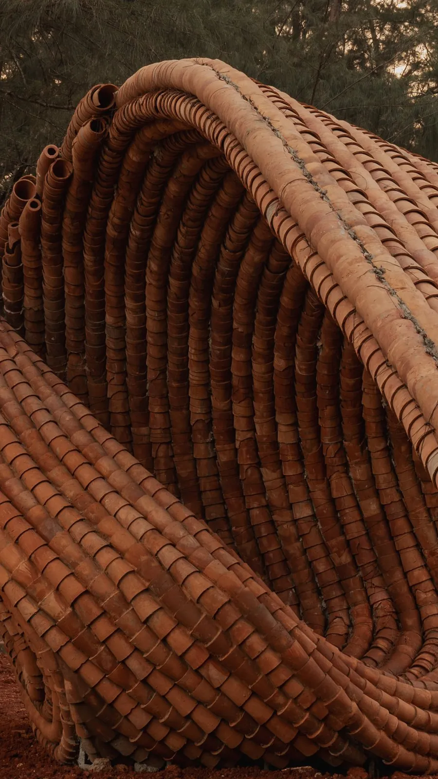 Kulhad Pavilion vault of 18,000 terracotta cups, Goa